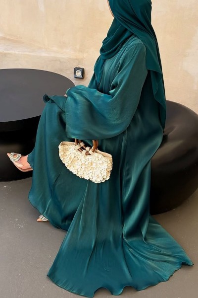 (MOQ 6 PCS) Delightful Abaya