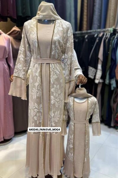 Farah Abaya (Mother & Daughter)