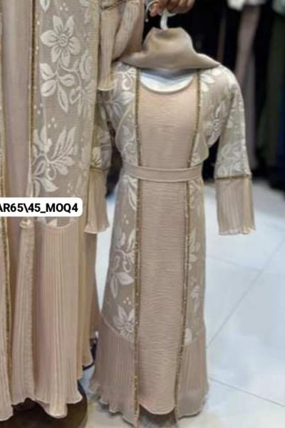 Farah Abaya (Mother & Daughter)