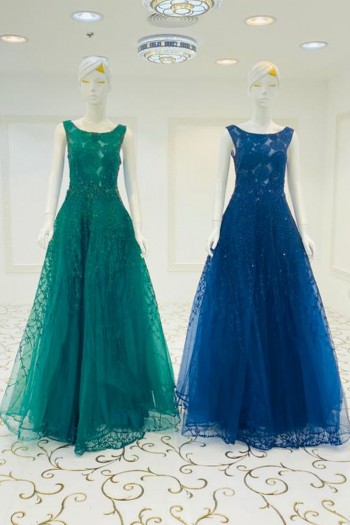(MOQ 3 PCS) Saloni Designer Gown